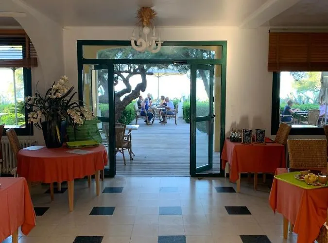 Thalassa 2*