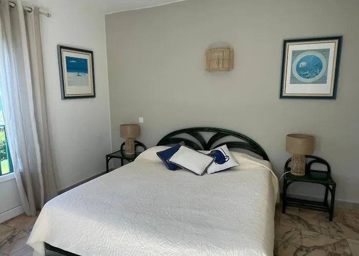 Ξενοδοχείο Thalassa 2*